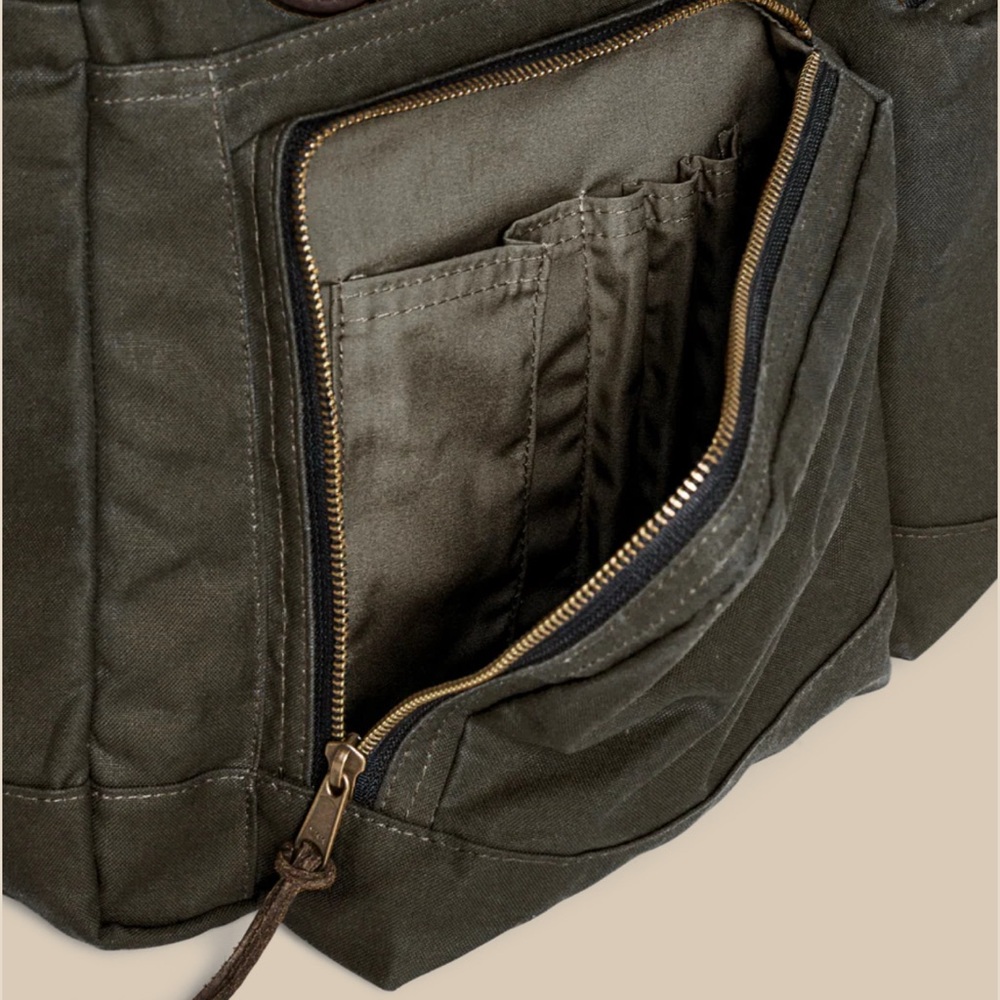 Filson 48hr tin cloth duffle bag - Picture 3 of 5